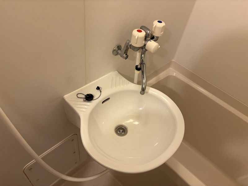 leopalace Heights First Bồn rửa mặt