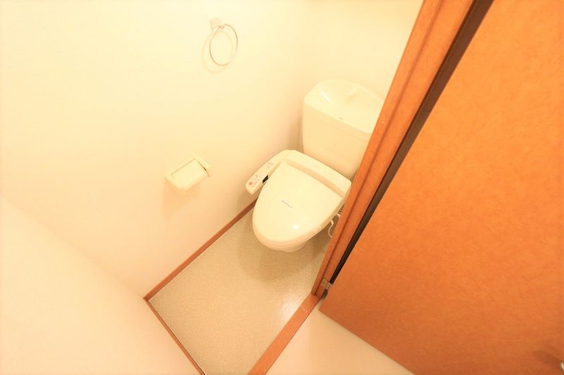 レオパレス七本松 トイレ