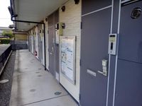 レオパレスダイチＡ 玄関