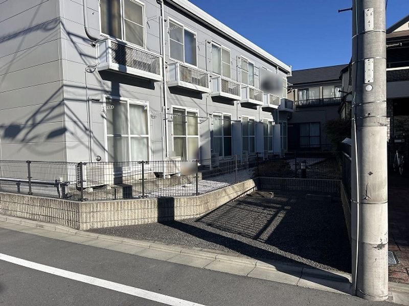 レオパレスエターナル 駐車場