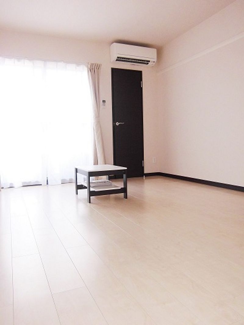 LEONEXT Bueno Espacio Living room