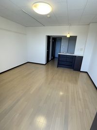 レオネクストパストラーレ横田 undefined