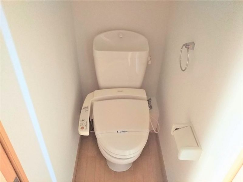 レオパレスソフィア　弐番館 トイレ