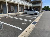 レオネクストエクレール 駐車場