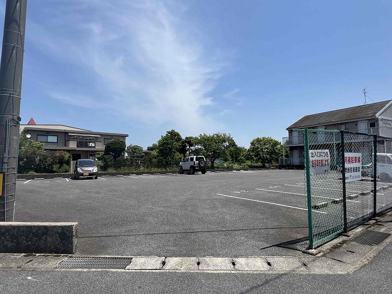 レオパレス米子 駐車場