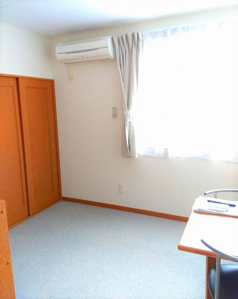 レオパレスＫ　Ｉ 居間