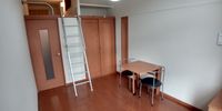 レオパレス上田 居間