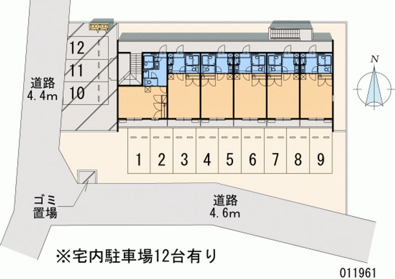 レオパレスアザミ 月極駐車場