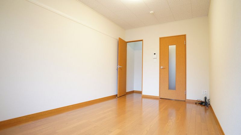 レオパレスピアーチェ 居間