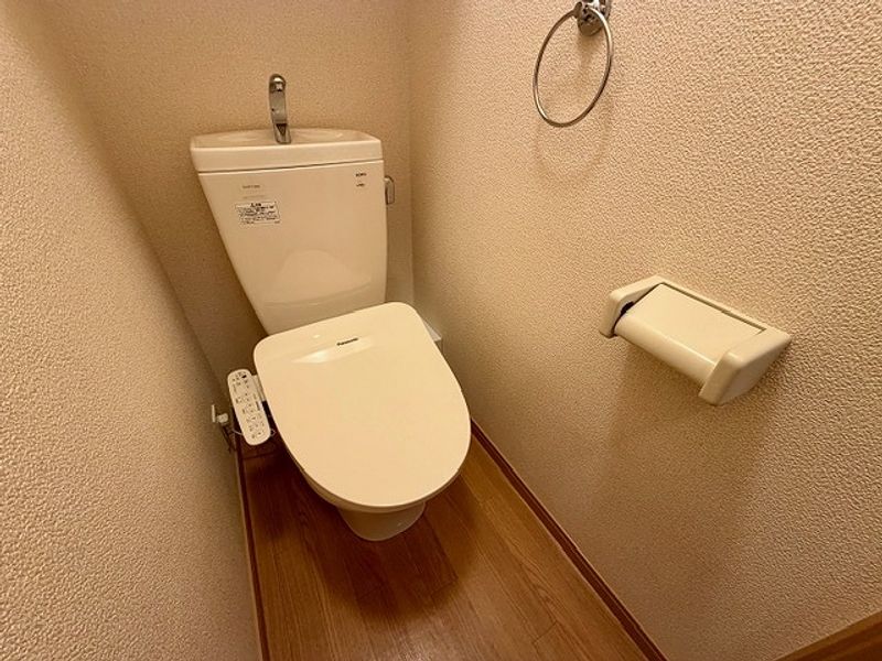 レオパレスミルキーウェイ トイレ