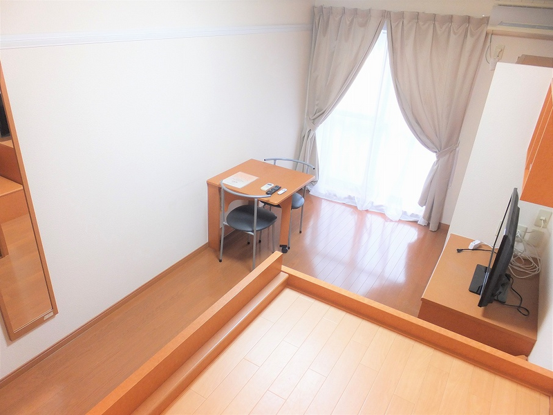 レオパレスセブンスペード上田 居間