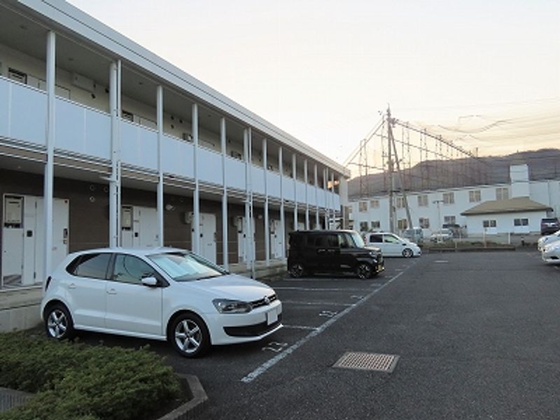 レオパレス檀田Ｂ 駐車場