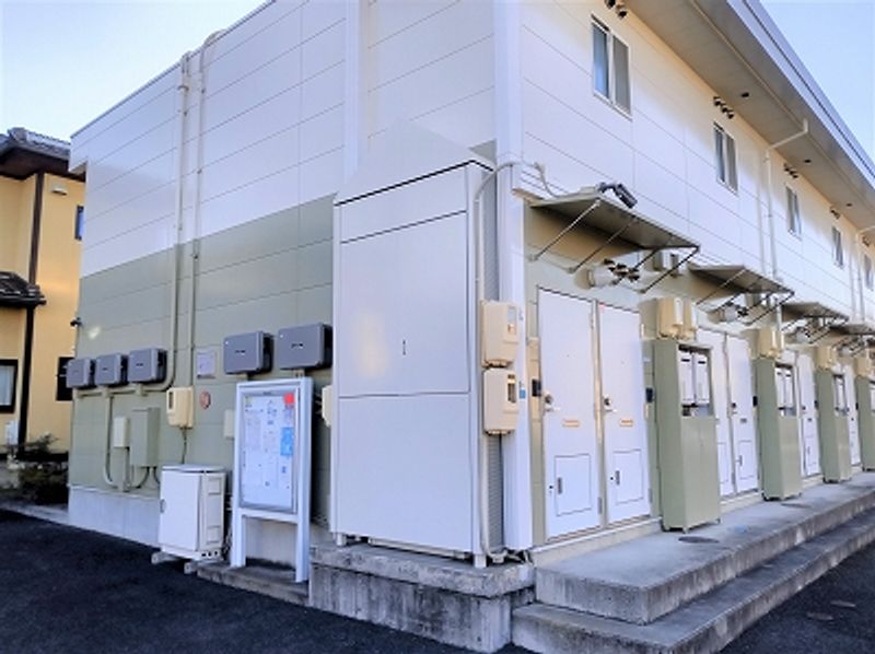 レオパレス中越東 外観