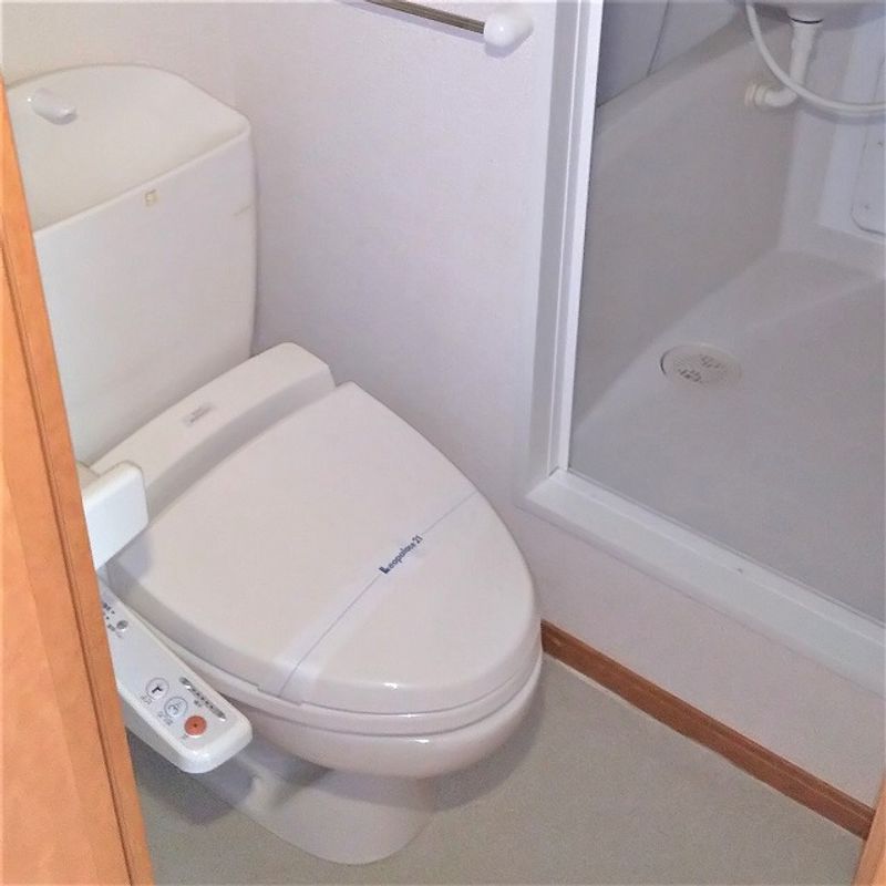 レオパレス鷹之台 トイレ