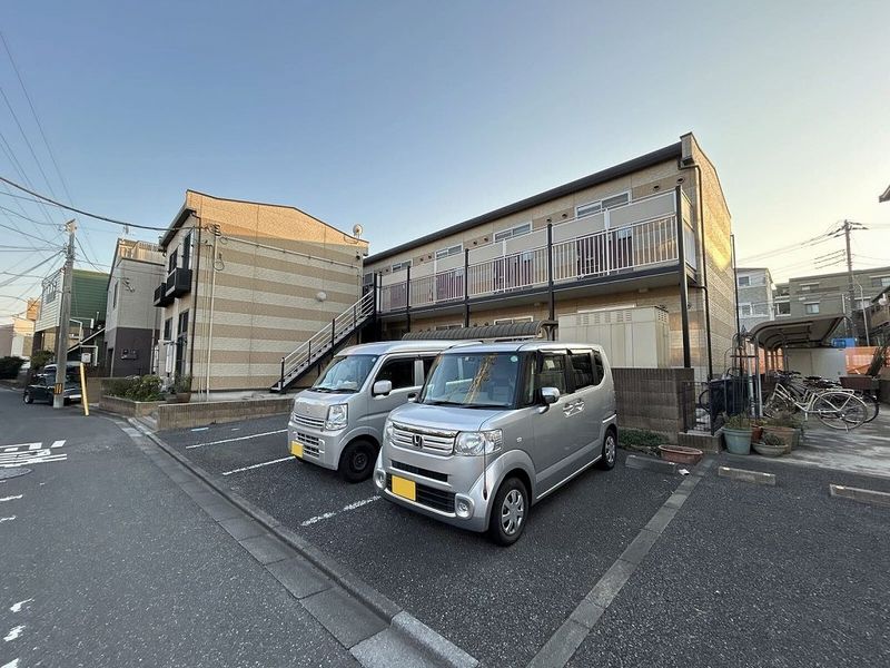 レオパレス彩の杜 外観