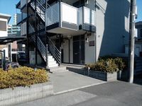 レオパレス第５いずみ エントランス