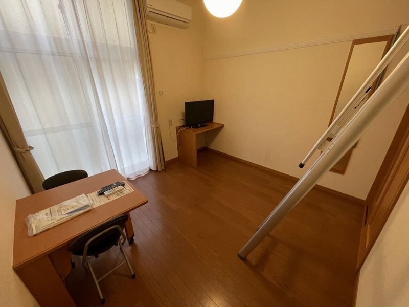 レオパレスフォーチュン 居間