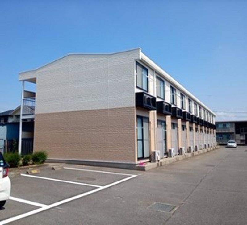 レオパレスＷｉｎｄ 駐車場
