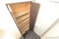 レオネクスト山南 玄関