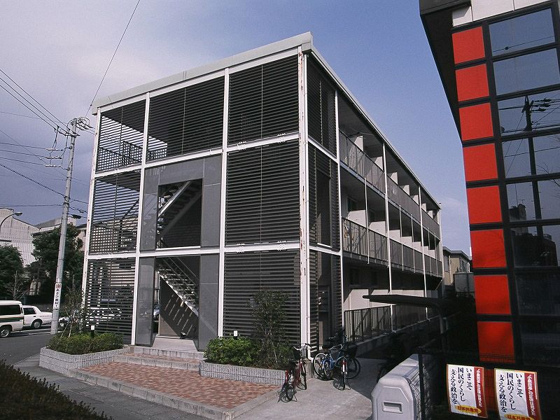 レオパレスシャルム 庭