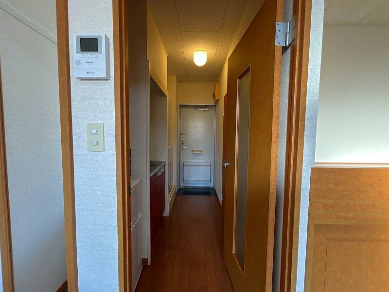 レオパレスリベル丸山 玄関