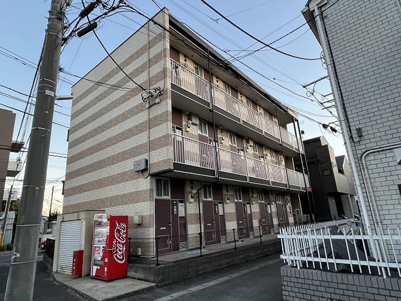レオパレス英 外観