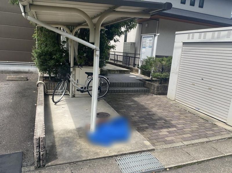 レオパレスヴェルデ高島 エントランス