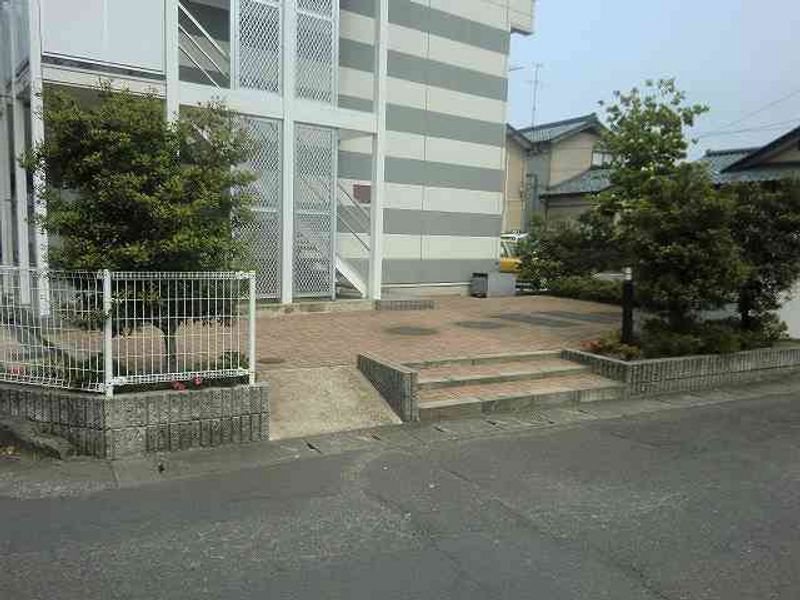 レオパレス平井 共用部分