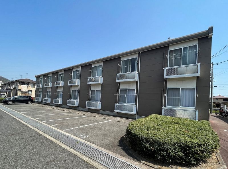 レオパレスコンフォート山手Ｂ 外観