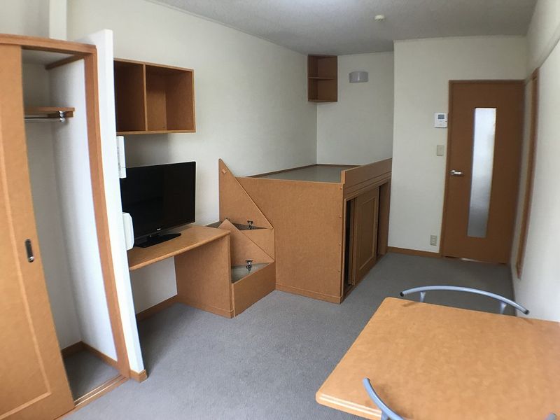 レオパレスパーシモン 寝室