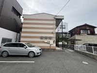 レオパレスプラナトピア 駐車場