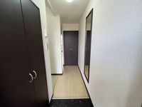 LEONEXT Parkside Hill II Entrance