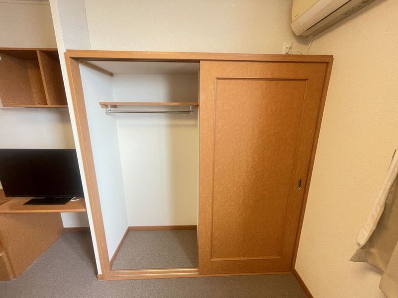 レオパレスふくみつ 収納