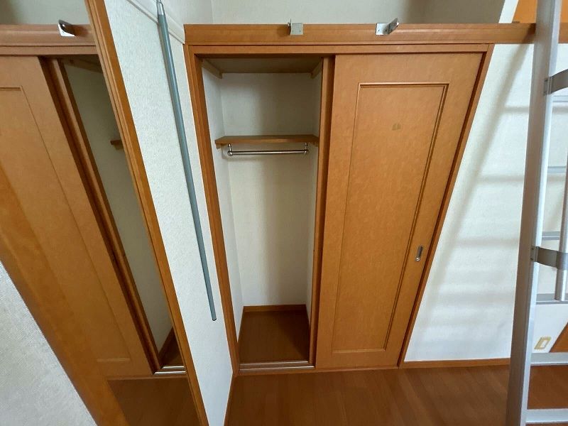 レオパレスアイリス 収納