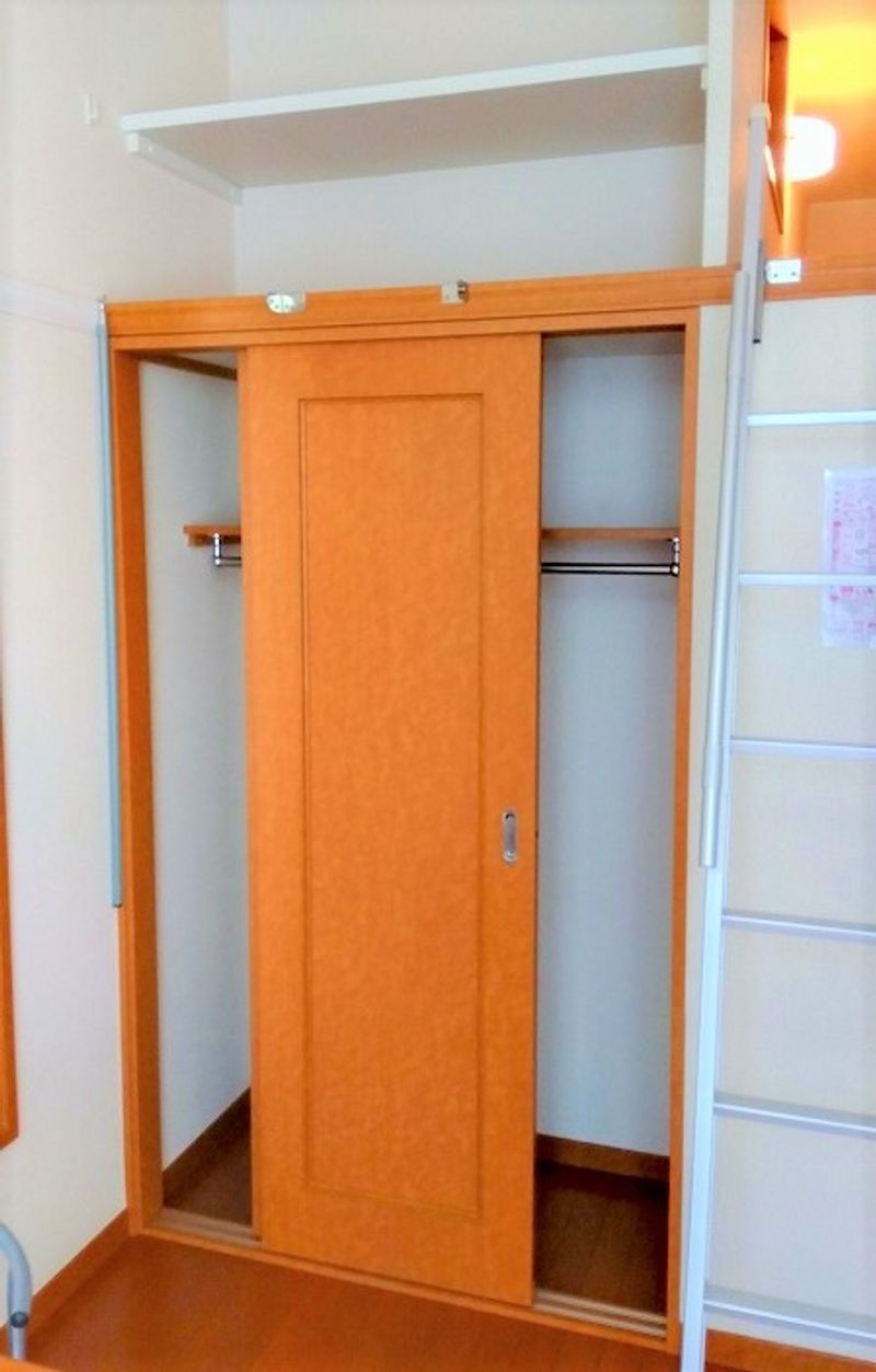 レオパレスオアゾＢ 収納