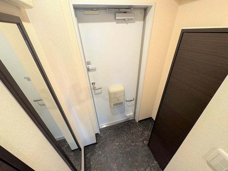 クレイノ大物 玄関
