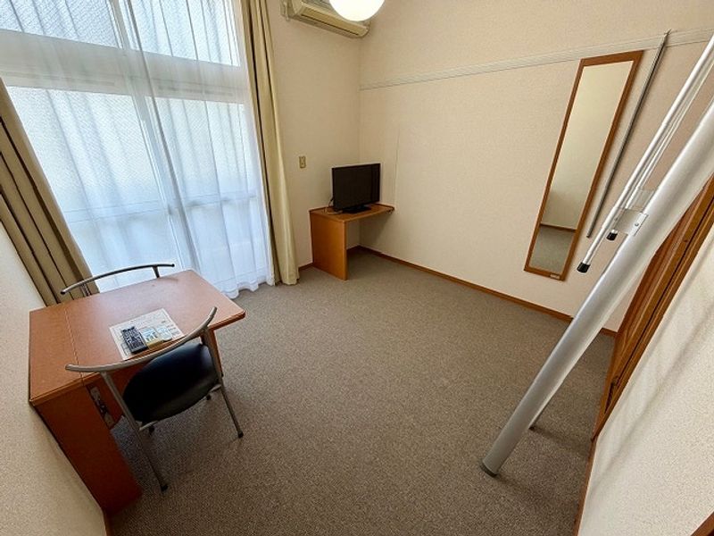 レオパレスＦｌｏｒＴａｉｌ 居間