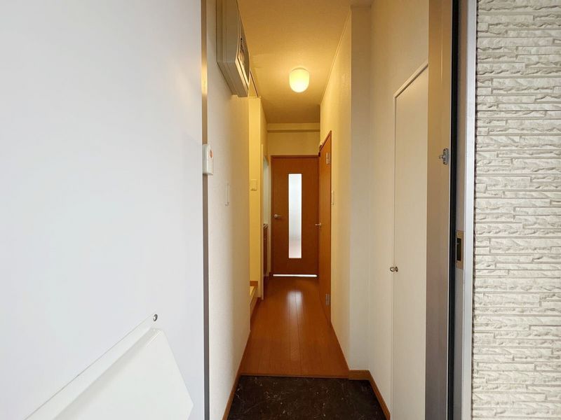 leopalace SHO 3 Entrance