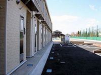 レオパレススィート 駐車場