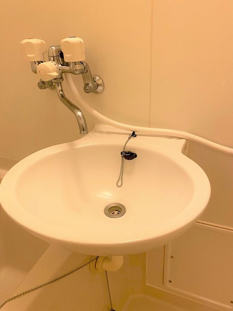 レオパレスさちはな 洗面所