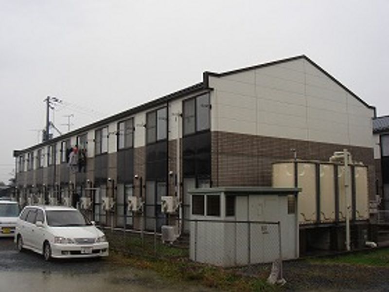 レオパレスＭｉｒｕｍａｅⅡ 駐車場