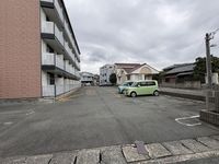 leopalace NIHO Parking lot