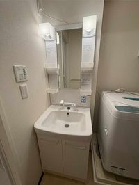 レオネクストレーブウィン 洗面所