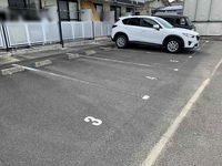 レオパレス佐賀多布施 駐車場