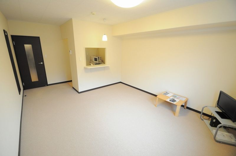 レオネクスト杉 居間