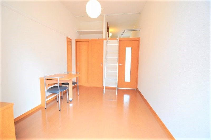 レオパレスｅｓｐｏｉｒ 居間