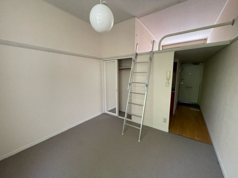 レオパレス欅 居間