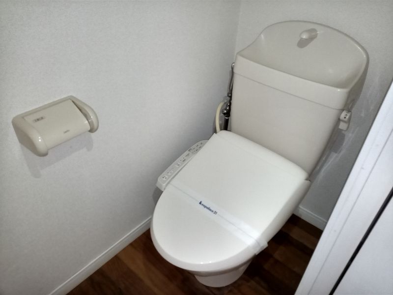 レオパレス椿 トイレ
