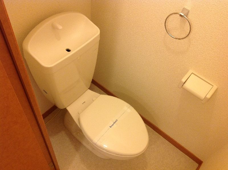 レオパレスシンクタンク トイレ