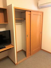 レオパレスコラテラル 収納